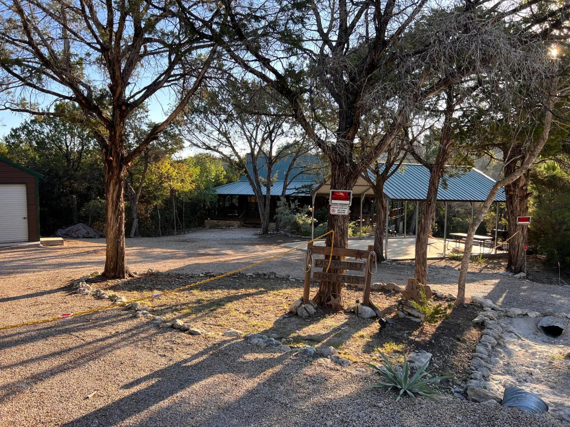 Lake Whitney Log Cabin Lakewood Harbor Екстериор снимка